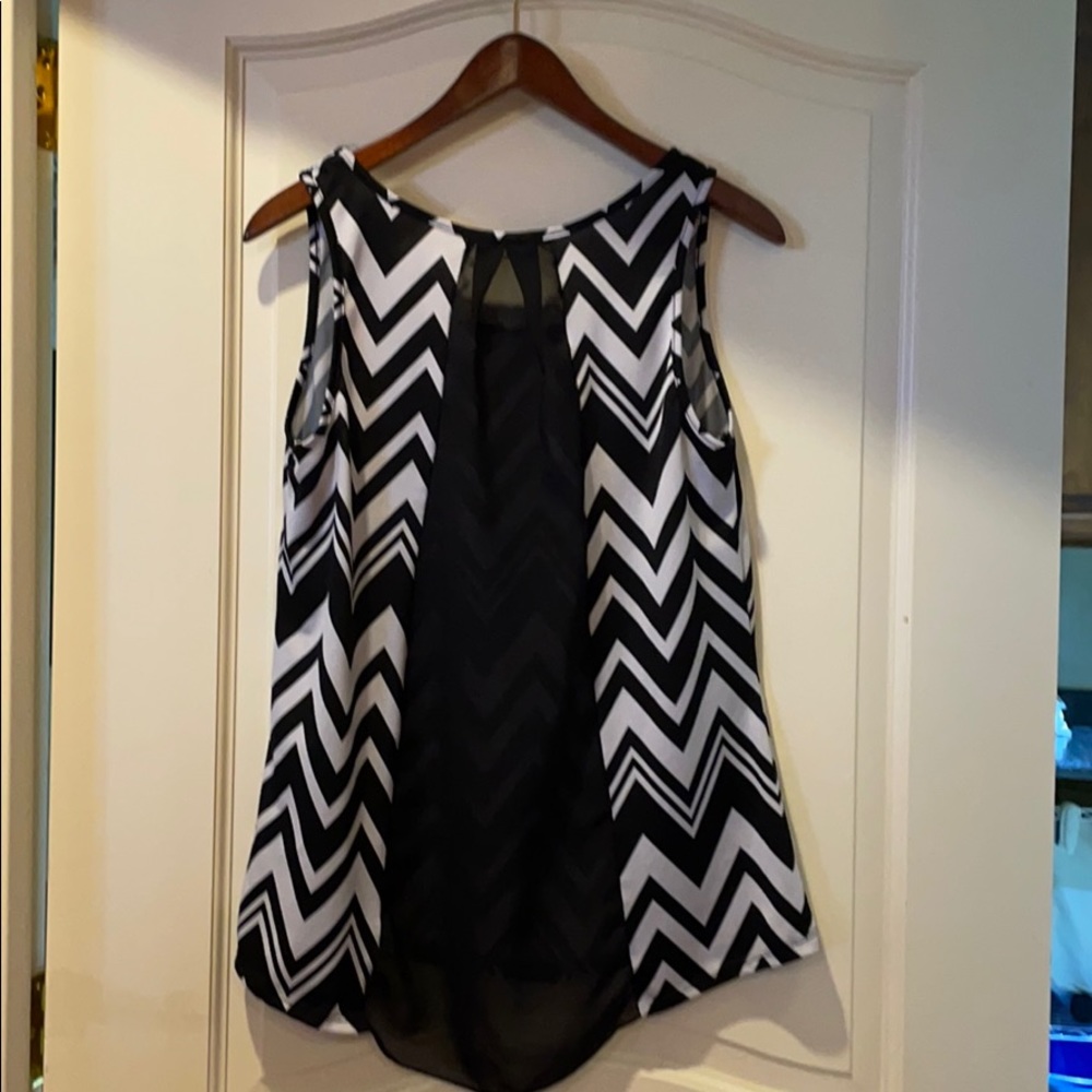Tank top - Picture 2 of 2